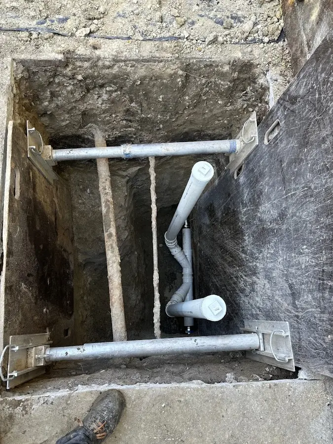 Experienced plumber completing Gas Line Repair work in Summerset